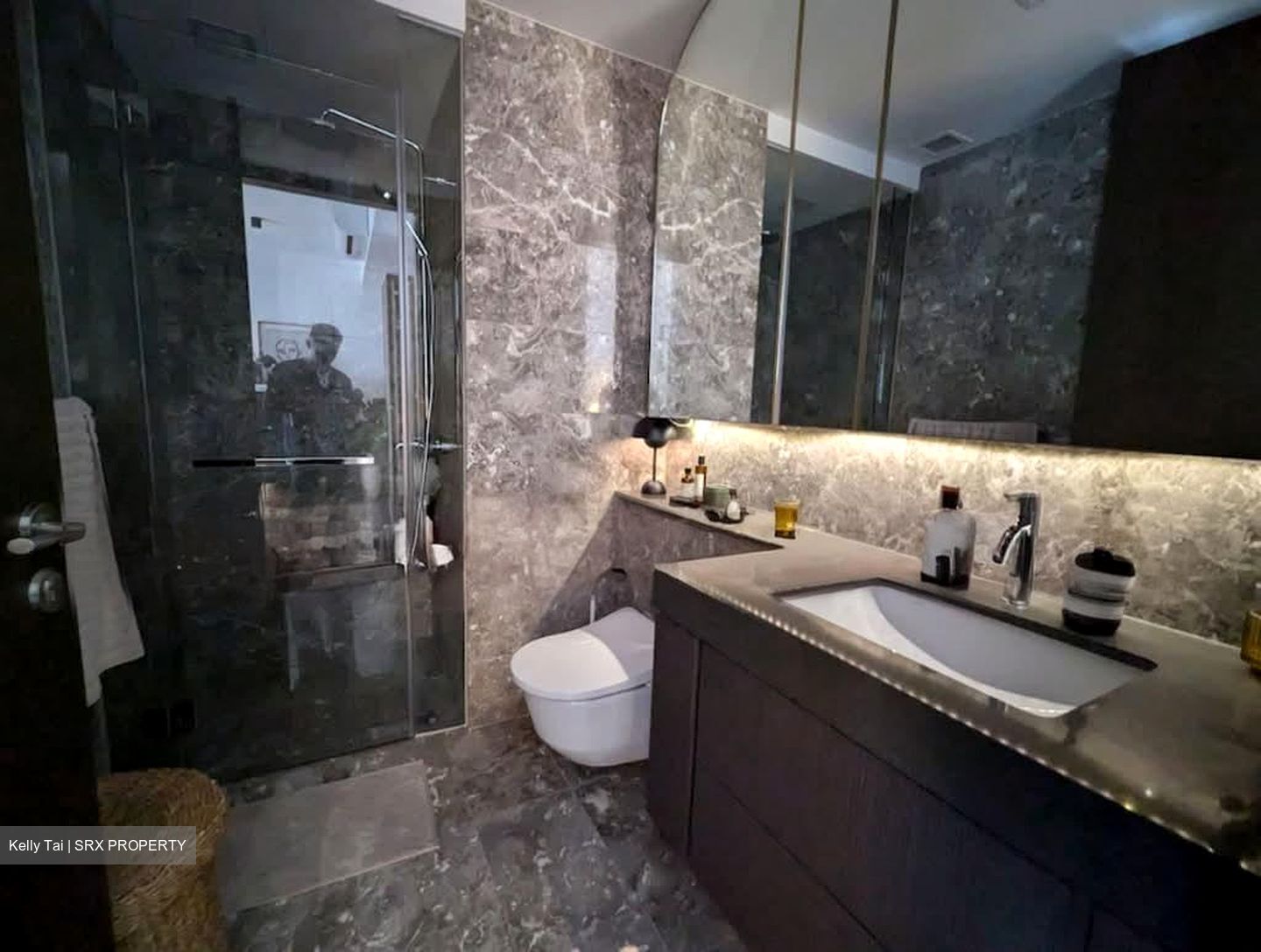 Avenue South Residence (D3), Apartment #561618681
